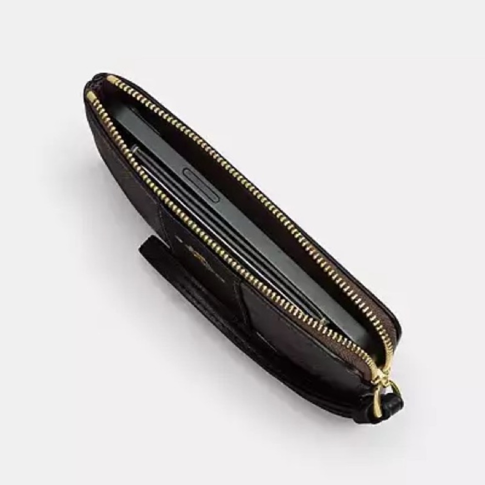 Coach Star Black and Silver Wristlet NWT - Picture 12 of 13